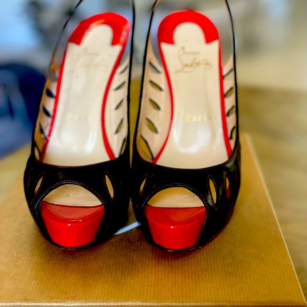 Christian Louboutin Griff Sling  120 Kid/Patent Black Corazon Size 37